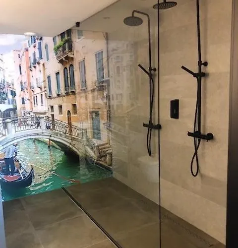 Boutique De Valk Hotel