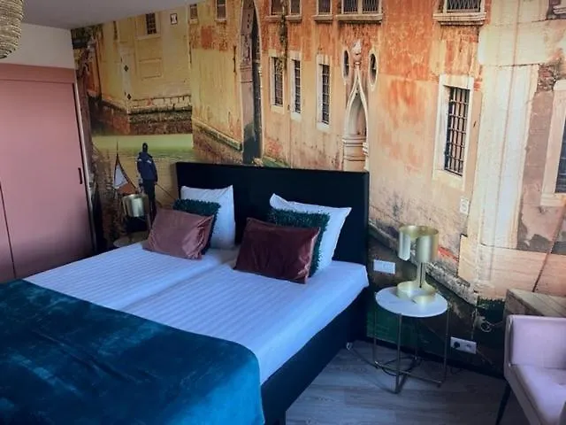 Hotel Boutique De Valk 3*